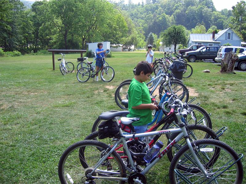 Lunch-1.jpg - Lunch Stop